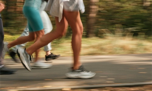 people running